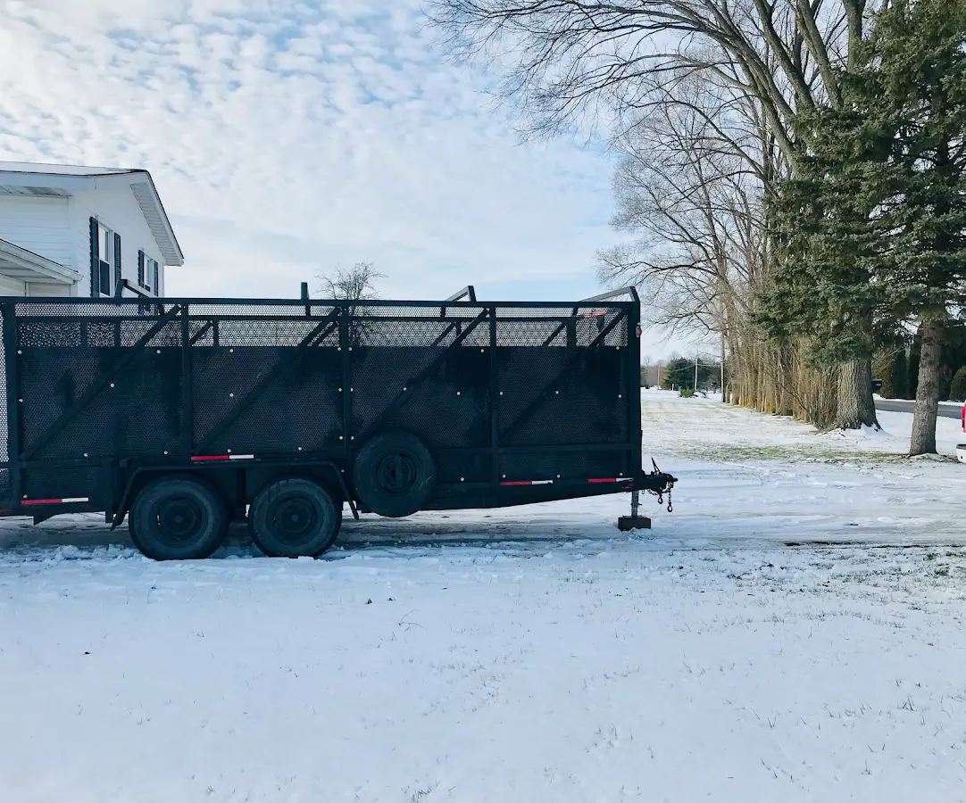 4 Yard Dumpster Rental in Mount Vernon, MO